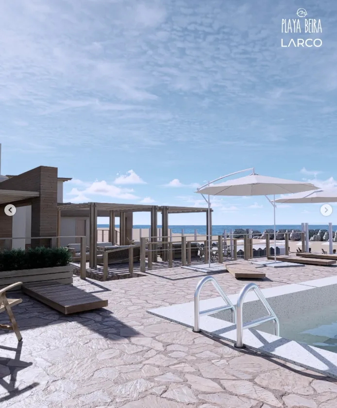 Terraza y piscina