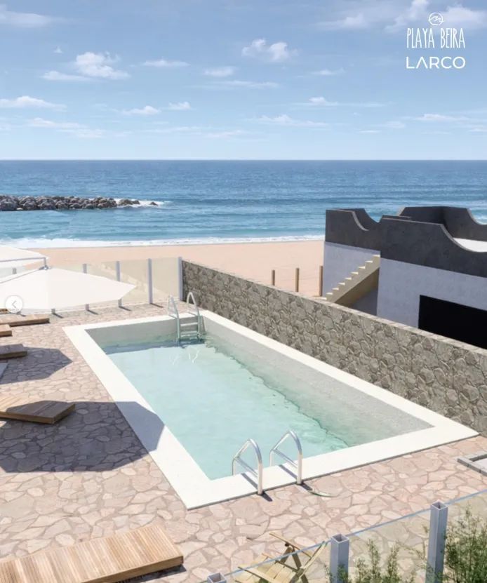 Piscina frente al mar